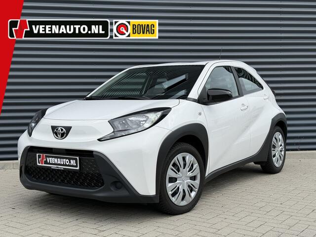 Toyota AYGO X 1.0 VVT-i MT Play Camera/Appple/Android/Stoelwarm/keyless