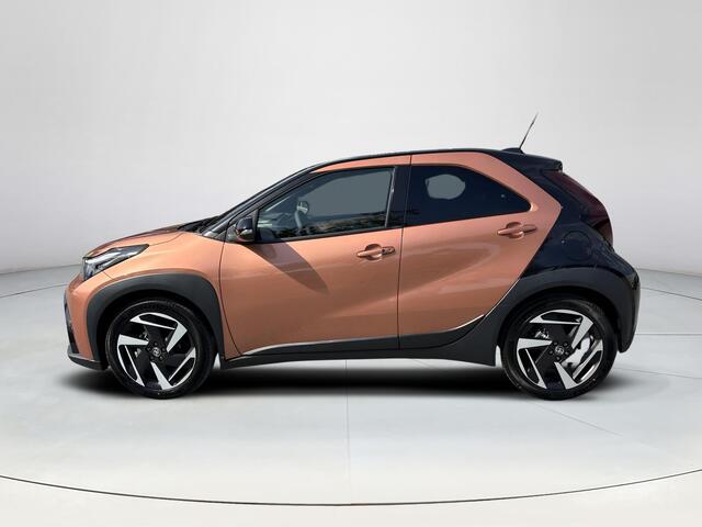 Toyota AYGO X Hybrid 115 envy **CINNAMON METALLIC/ HYBRIDE**