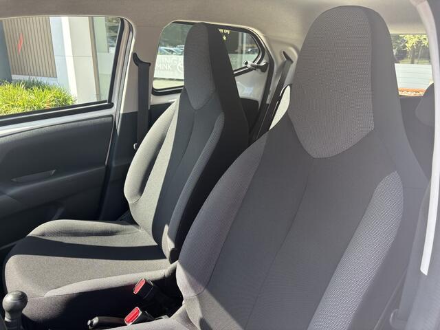 Toyota AYGO 1.0 VVT-i x-fun