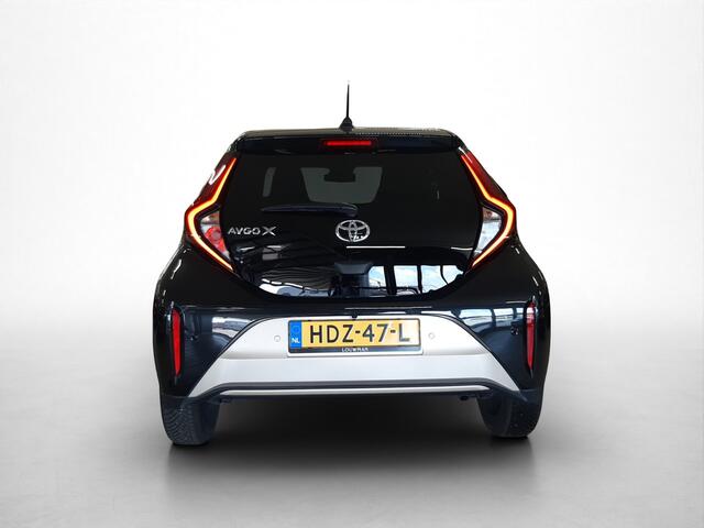 Toyota AYGO X 1.0 VVT-i MT Premium | Dealer onderhouden | JBL | Parkeersensoren | Stoelverwarming | Draadloze telefoonlader | Keyless Entry/Start |