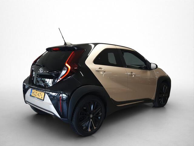 Toyota AYGO X 1.0 VVT-i MT Premium | Dealer onderhouden | JBL | Parkeersensoren | Stoelverwarming | Draadloze telefoonlader | Keyless Entry/Start |