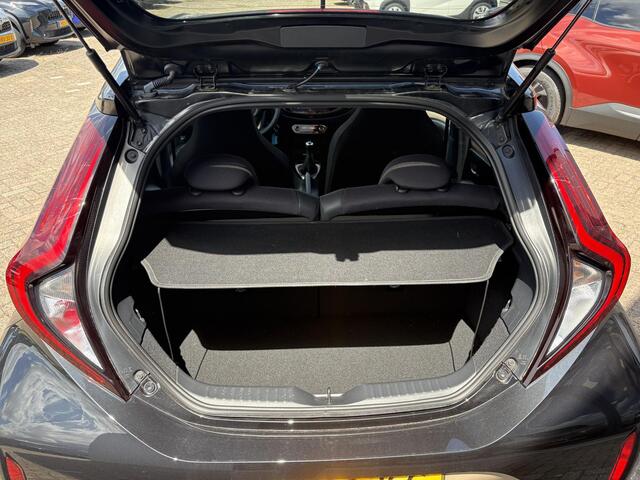 Toyota AYGO X 1.0 VVT-i MT Envy JBL