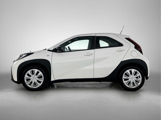 Toyota AYGO X 1.0 VVT-i MT Play