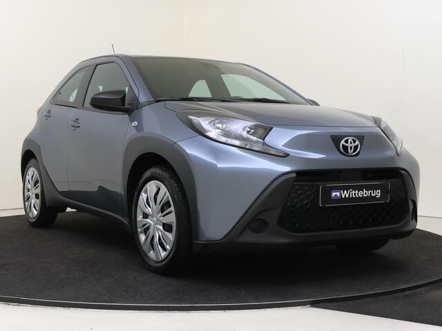 Toyota AYGO X 1.0 VVT-i MT Play I AIRCO I ACHTERUITRIJCAMERA I