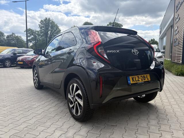 Toyota AYGO X 1.0 VVT-i MT Pulse Bi-tone | Carplay | All Seasons