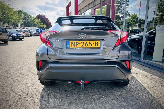 Toyota C-HR 1.2 Executive / CAMERA / TREKHAAK / CLIMA