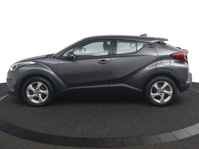 Toyota C-HR 1.2 Dynamic Automaat | Trekhaak | Navigatie | Keyless Entry |