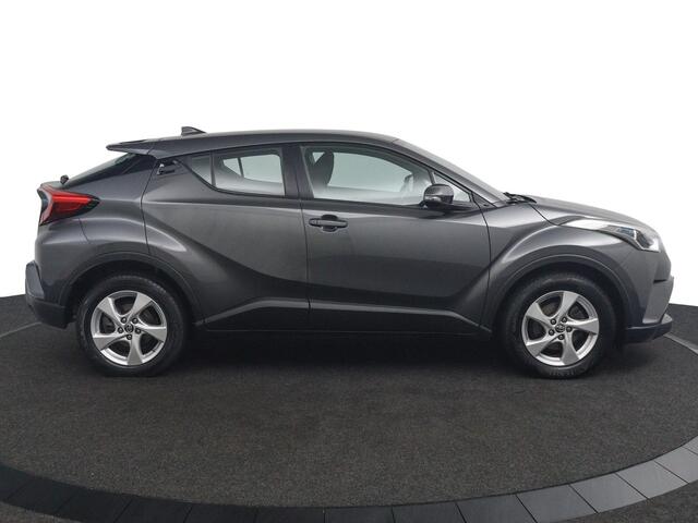 Toyota C-HR 1.2 Dynamic Automaat | Trekhaak | Navigatie | Keyless Entry |
