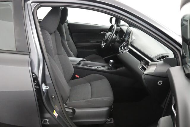 Toyota C-HR 1.2 Dynamic Automaat | Trekhaak | Navigatie | Keyless Entry |