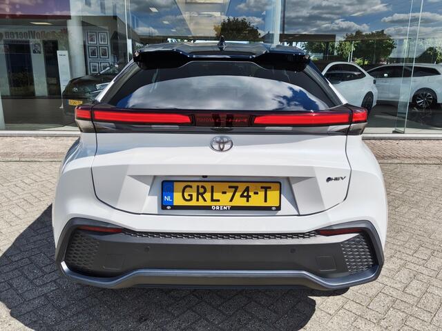 Toyota C-HR 1.8 Hybrid 140 First Edition | 360 Camera | Navi | Sensoren v/a