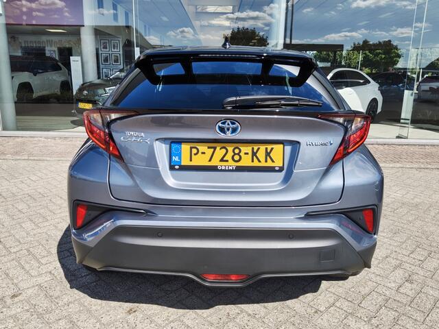 Toyota C-HR 1.8 Hybrid Business Plus Bi-Tone | Navi | Keyless Entry&Start |