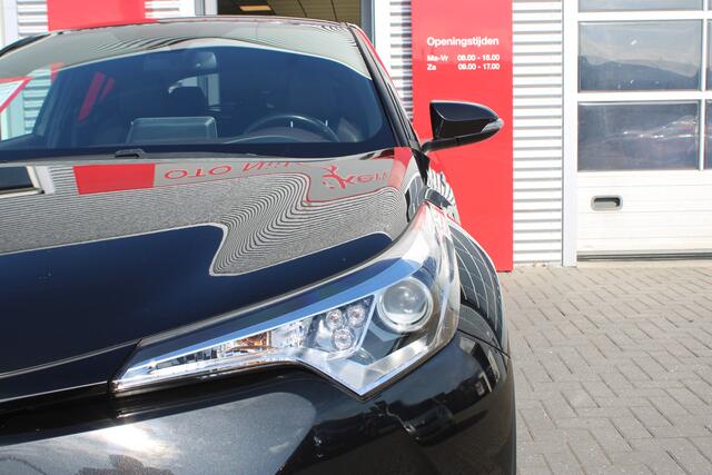 Toyota C-HR 1.8 Hybrid Executive *Met Trekhaak!*