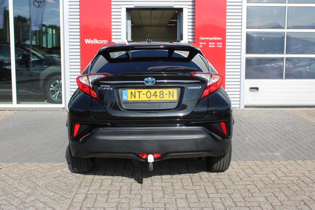 Toyota C-HR 1.8 Hybrid Executive *Met Trekhaak!*