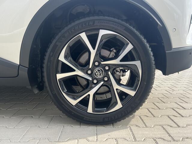 Toyota C-HR 1.8 Hybrid Style Ultimate | Camera | All Season | Navi