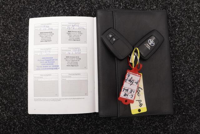 Toyota C-HR 1.8 Hybrid Style | Stoelverwarming | Stuurverwarming |