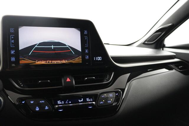 Toyota C-HR 1.8 Hybrid Style Camera | Stoelverwarming | JBL premium sound system |