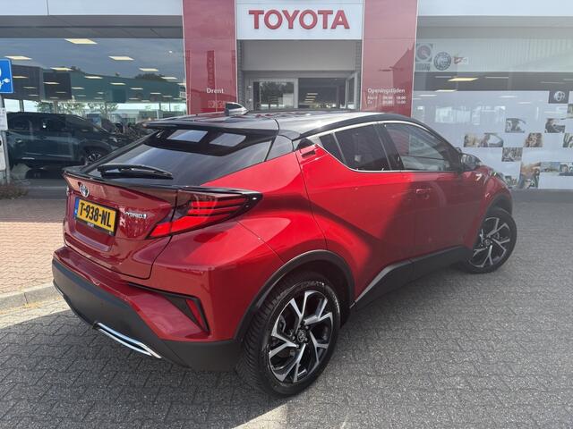 Toyota C-HR 2.0 Hybrid Bi-Tone | All-season banden | Premium Pack | Stuur +