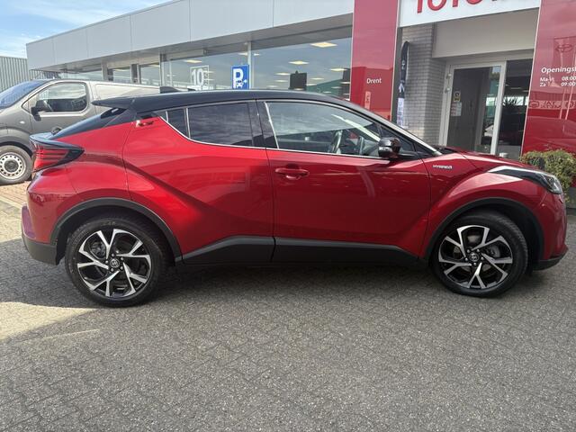 Toyota C-HR 2.0 Hybrid Bi-Tone | All-season banden | Premium Pack | Stuur +