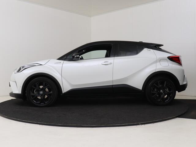 Toyota C-HR 1.8 Hybrid Black Edition I Navigatie I Climate Control I Cruise Control I Camera I Lederen Bekleding I Dealer Onderhouden I Afneembare Trekhaak I