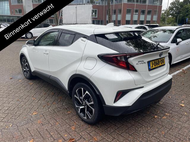 Toyota C-HR 1.8 Hybrid First Edition | parkeersensoren | Dealer onderhouden | Dode hoek detectie