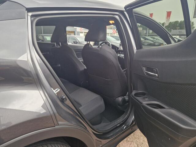 Toyota C-HR 1.8 Hybrid Business Plus