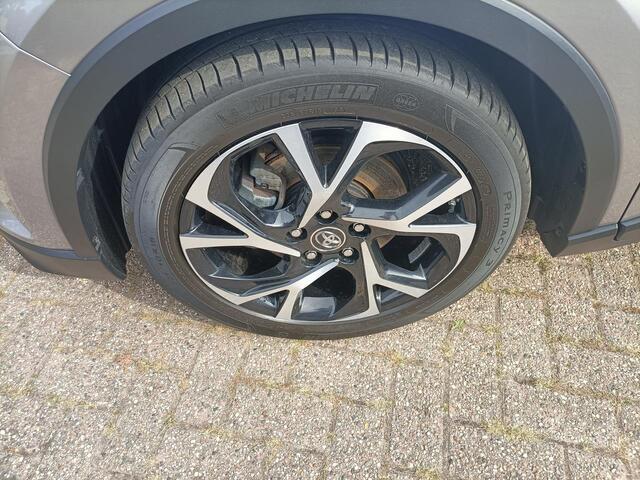Toyota C-HR 1.8 Hybrid, Navi, Cruise, Climate, Dab