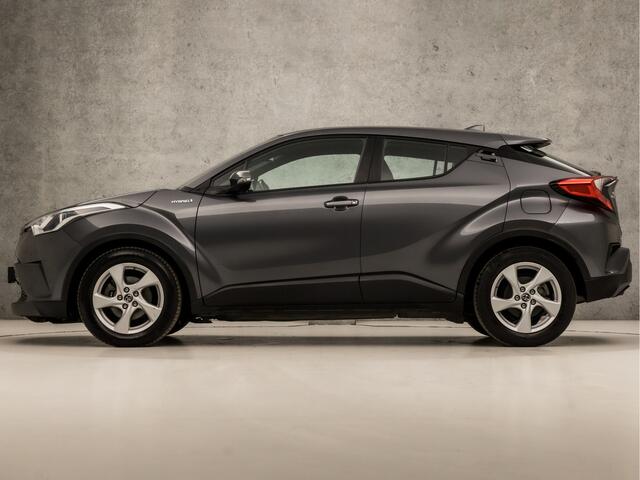 Toyota C-HR 1.8 Hybrid Dynamic Automaat (NAVIGATIE, CLIMATE, CAMERA, ADAPTIVE CRUISE, SPORTSTOELEN, LANE ASSIST, KEYLESS, ZWART HEMEL, NIEUWSTAAT)