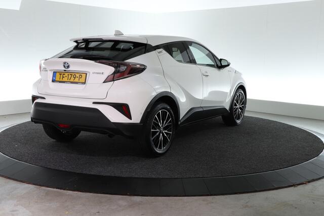 Toyota C-HR 1.8 Hybrid Executive | CAMERA | STOELVERW. |