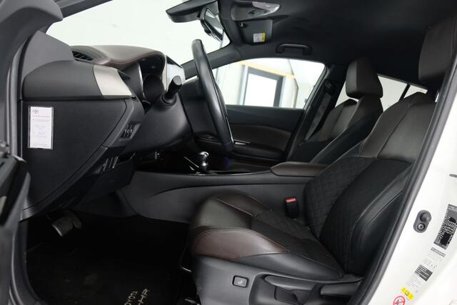 Toyota C-HR 1.8 Hybrid Executive | CAMERA | STOELVERW. |