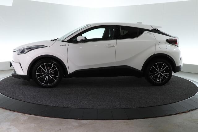 Toyota C-HR 1.8 Hybrid Executive | CAMERA | STOELVERW. |