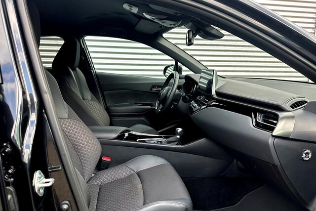 Toyota C-HR 1.8 Hybrid Dynamic Navi / Camera
