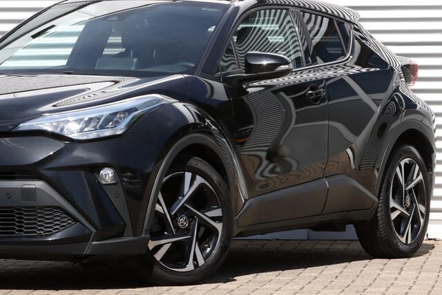 Toyota C-HR 1.8 Hybrid Dynamic Navi / Camera