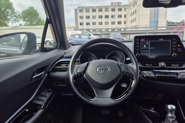 Toyota C-HR 1.8 Hybrid Dynamic Navigatie Apple Carplay/Android Auto, achteruitrij camera, adaptieve cruise control, keyless,