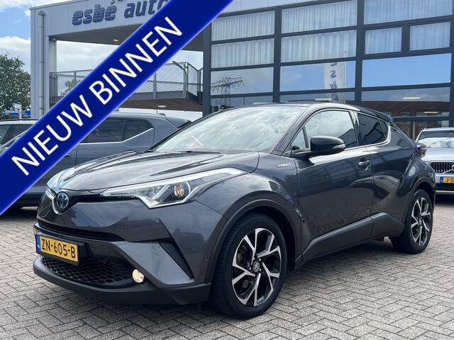 Toyota C-HR 1.8 Hybrid Style Navigatie Camera Leer Two Tone Keyless 18 Inch Velgen ACC Dab Extra Getint Glas NL Auto