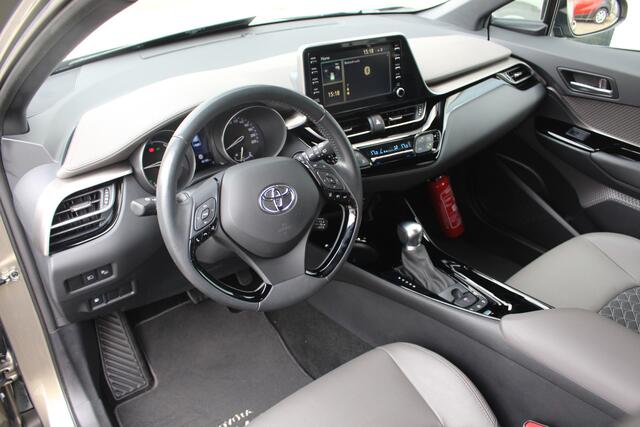 Toyota C-HR 1.8 Hybrid Executive I Leder I Adaptive Cruise control I Oxid Edition