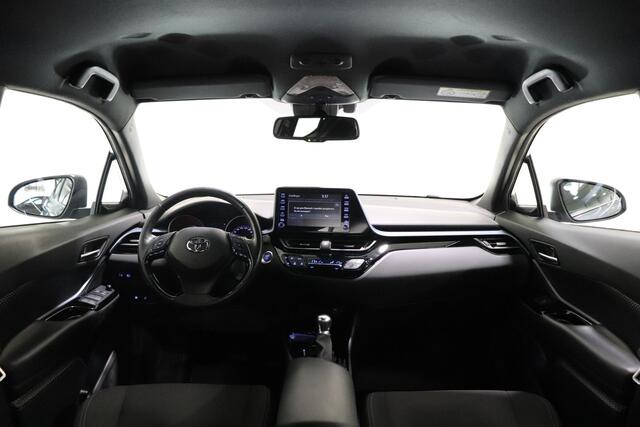Toyota C-HR 1.8 Hybrid Business Plus, Trekhaak, Stuur - Stoel verwarming, Camera, Apple CarPlay / Android Auto!