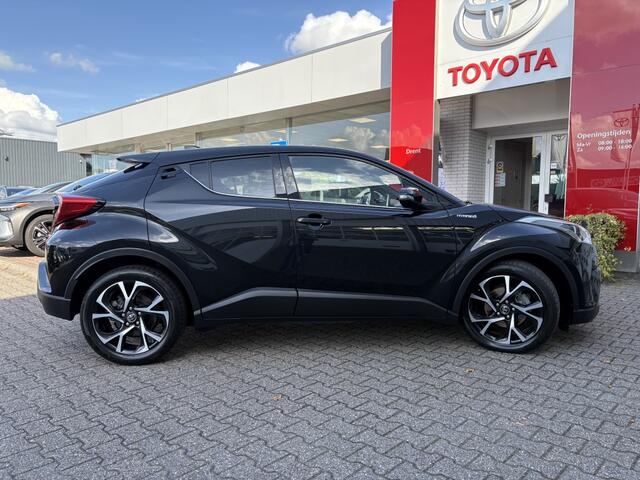 Toyota C-HR 1.8 Hybrid Dynamic | Afneembare trekhaak | Keyless entry | Stoel