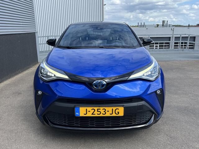 Toyota C-HR 2.0 Hybrid Bi-Tone Navigatie, Dodehoekdetectie, 18" LMV, Stoelverwarming, Nieuw geleverd en dealeronderhouden, 1e eign. Adaptieve cruise control, Lane assist