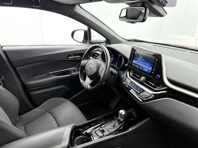 Toyota C-HR 1.8 Hybrid Dynamic | Dealer onderhouden | Stoelverwarming | Trekhaak |