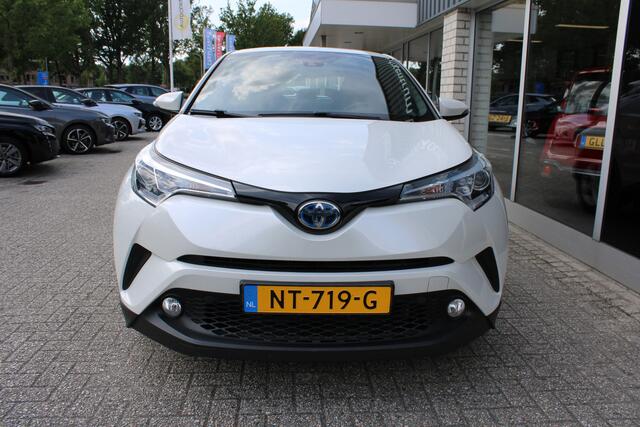 Toyota C-HR 1.8 Automaat Hybrid Dynamic navi/17"LM /trekhaak/cruise/camera/clima