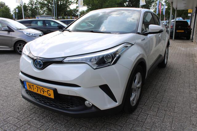 Toyota C-HR 1.8 Automaat Hybrid Dynamic navi/17"LM /trekhaak/cruise/camera/clima