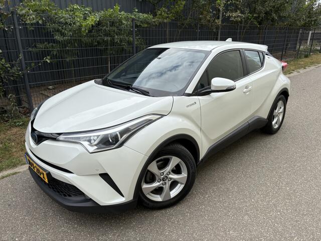 Toyota C-HR 1.8 Hybrid Style / AUTOMAAT / NAVI / CRUISE / 156dkm!