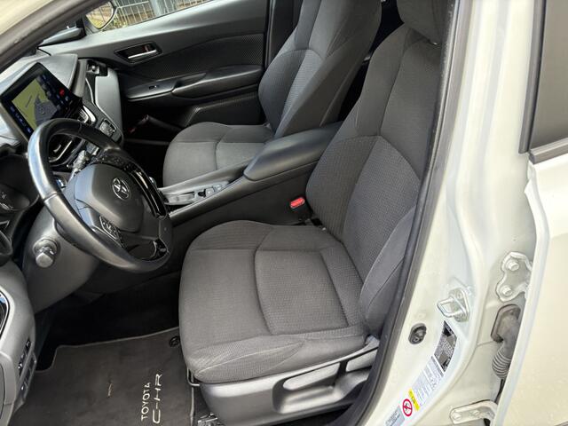 Toyota C-HR 1.8 Hybrid Style / AUTOMAAT / NAVI / CRUISE / 156dkm!