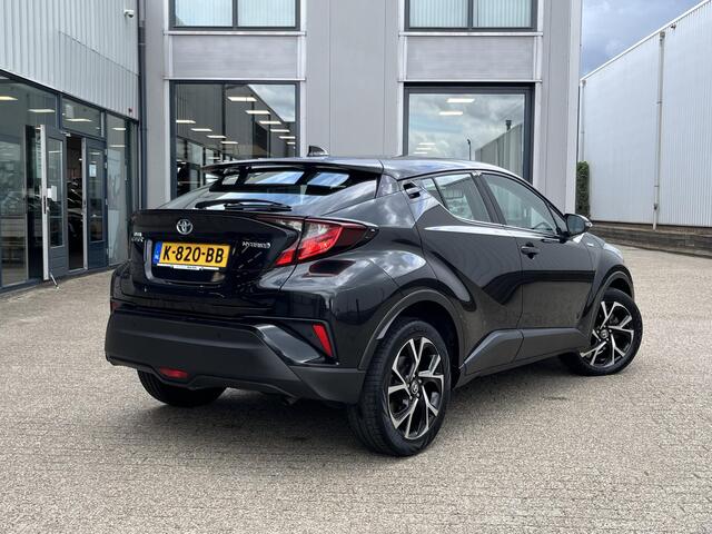Toyota C-HR 1.8 Hybrid Dynamic | NL Auto/1e Eig./Voll.Historie/Navi/Clima/Adapt.Cruise/Camera/18"