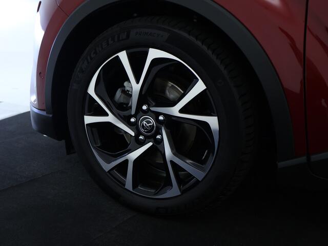 Toyota C-HR 1.8 Hybrid Executive | Luxe uitvoering | Leder |