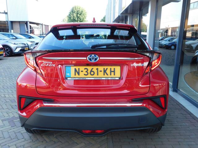 Toyota C-HR 1.8 Hybrid DYNAMIC TeamNL | Chrome Pack