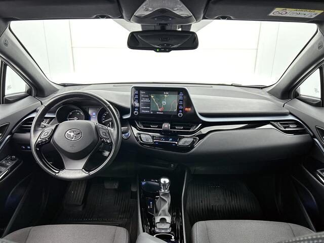 Toyota C-HR 2.0 Hybrid Bi-Tone