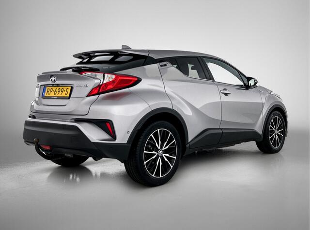 Toyota C-HR 1.8 Hybrid Style | JBL | Trekhaak | Blindspot | PDC voor en achter | Stoelverwarming | SL 32