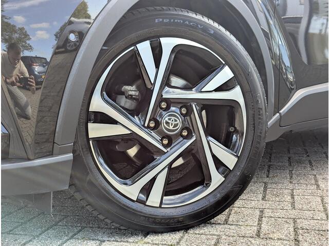 Toyota C-HR 1.8 Hybrid Style Limited | Trekhaak | Stoel- stuurverw. | Dodehoek | Keyless | Adap. Cruise | Park assist