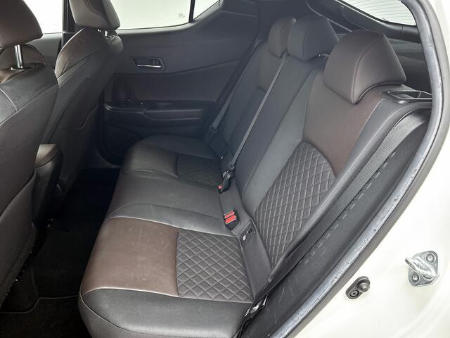 Toyota C-HR 1.8 Hybrid Executive | Navigatie | Parkeersensoren |